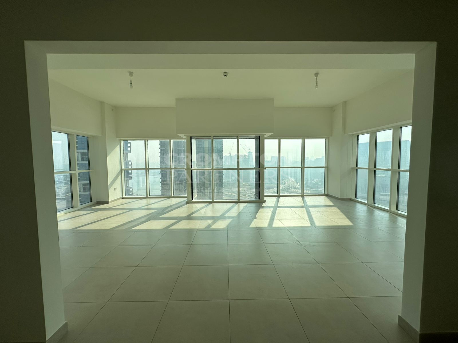 Extraordinary | Spacious | Ready To Move In - Photo 3