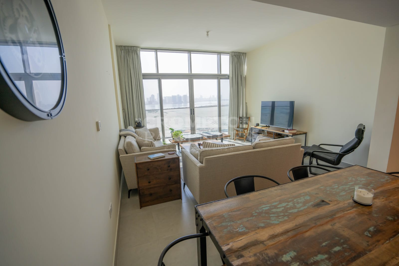 City Skyline | Sea View | Spacious | Next NYU - Photo 3