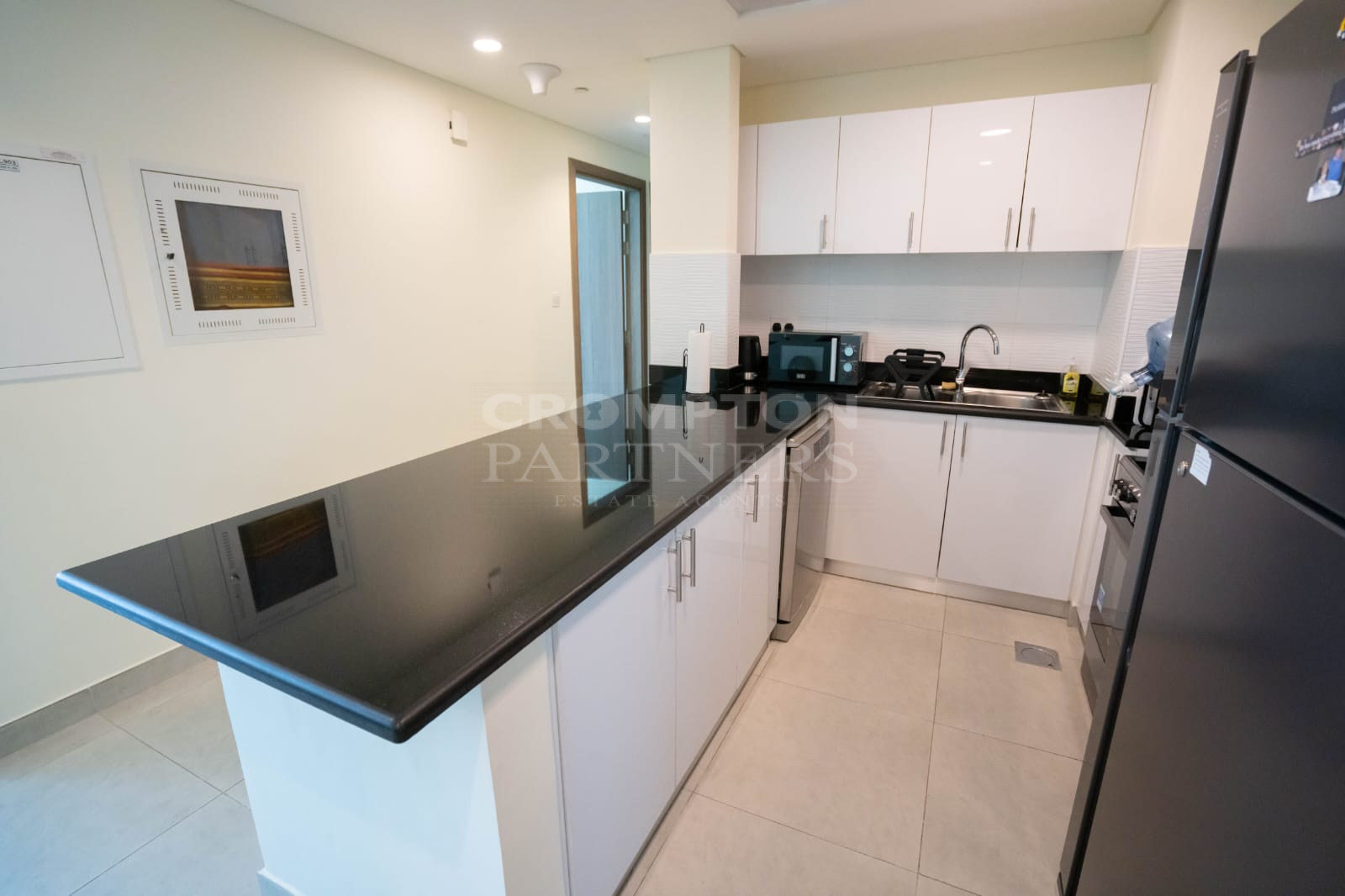 City Skyline | Sea View | Spacious | Next NYU - Photo 5