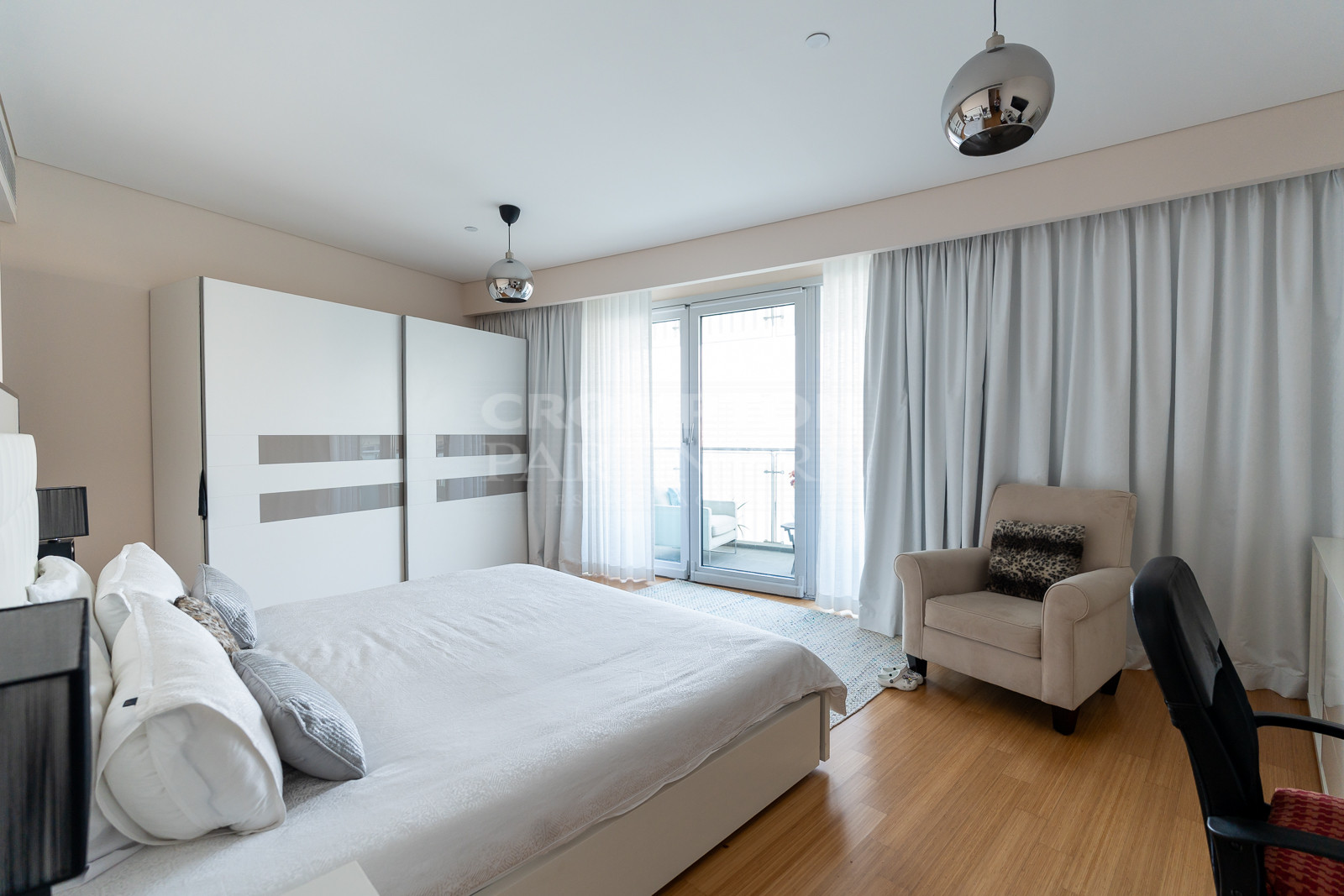 Low Floor | Garden View | Well Maintained - Photo 3