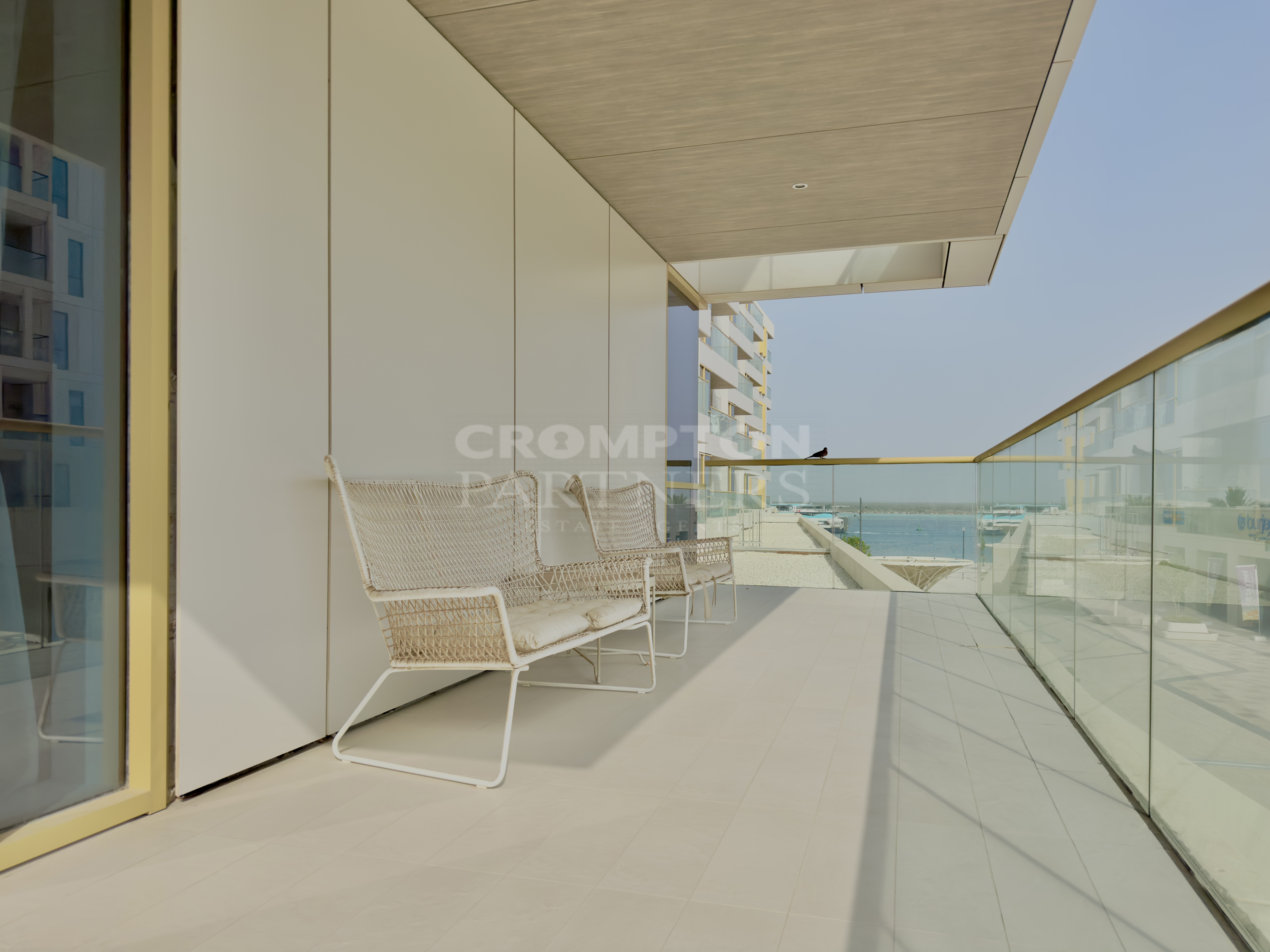 Sea view | Beach Access | Vacant | Book Now - Photo 2