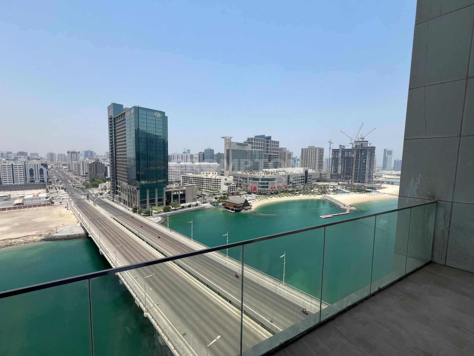 DUPLEX, Exclusive Corner Layout, Amazing Sea View - Photo 3