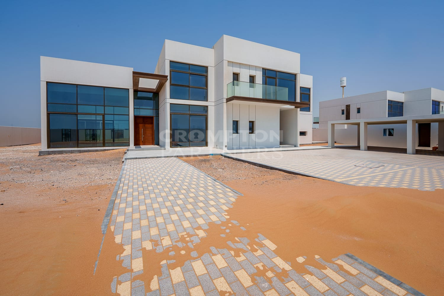 Elite Type | Close to the Marina Berth | Spacious - Photo 2