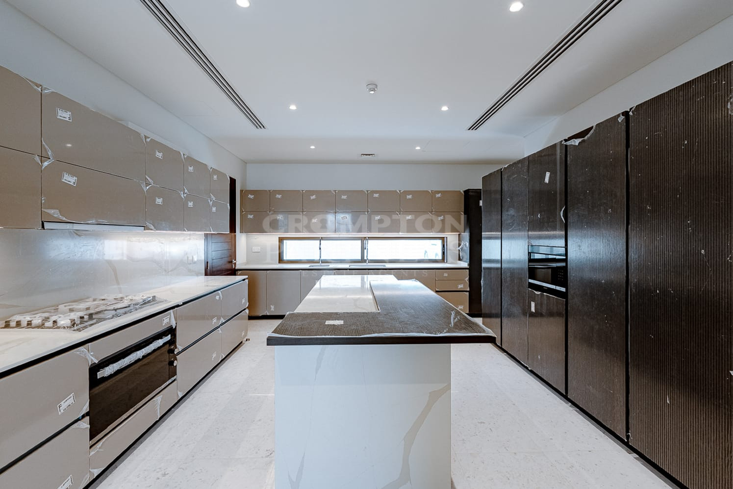 Elite Type | Close to the Marina Berth | Spacious - Photo 4