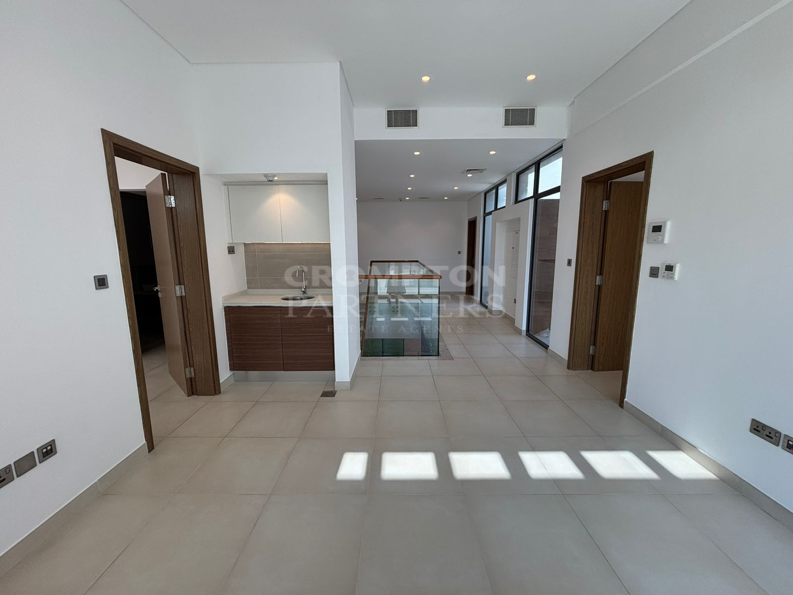 Vacant And Ready | Modern And Bright | Call Now - Photo 5