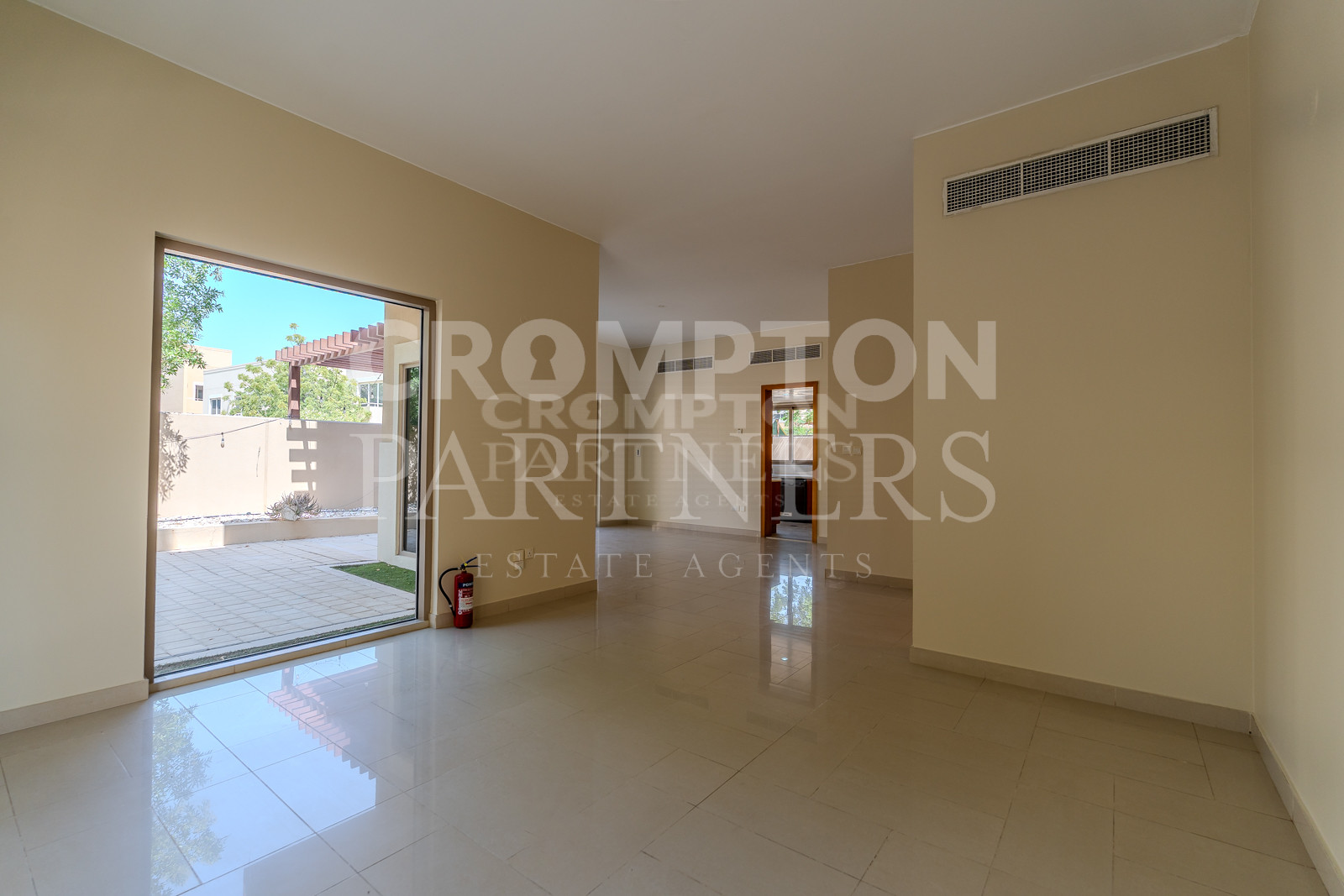 Spacious Unit | Rented | Great Investment - Photo 5