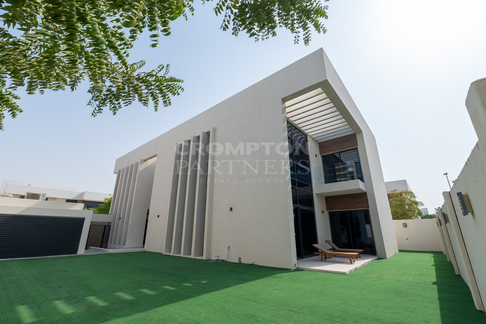 Single Row|Corner Unit|Excellent Community