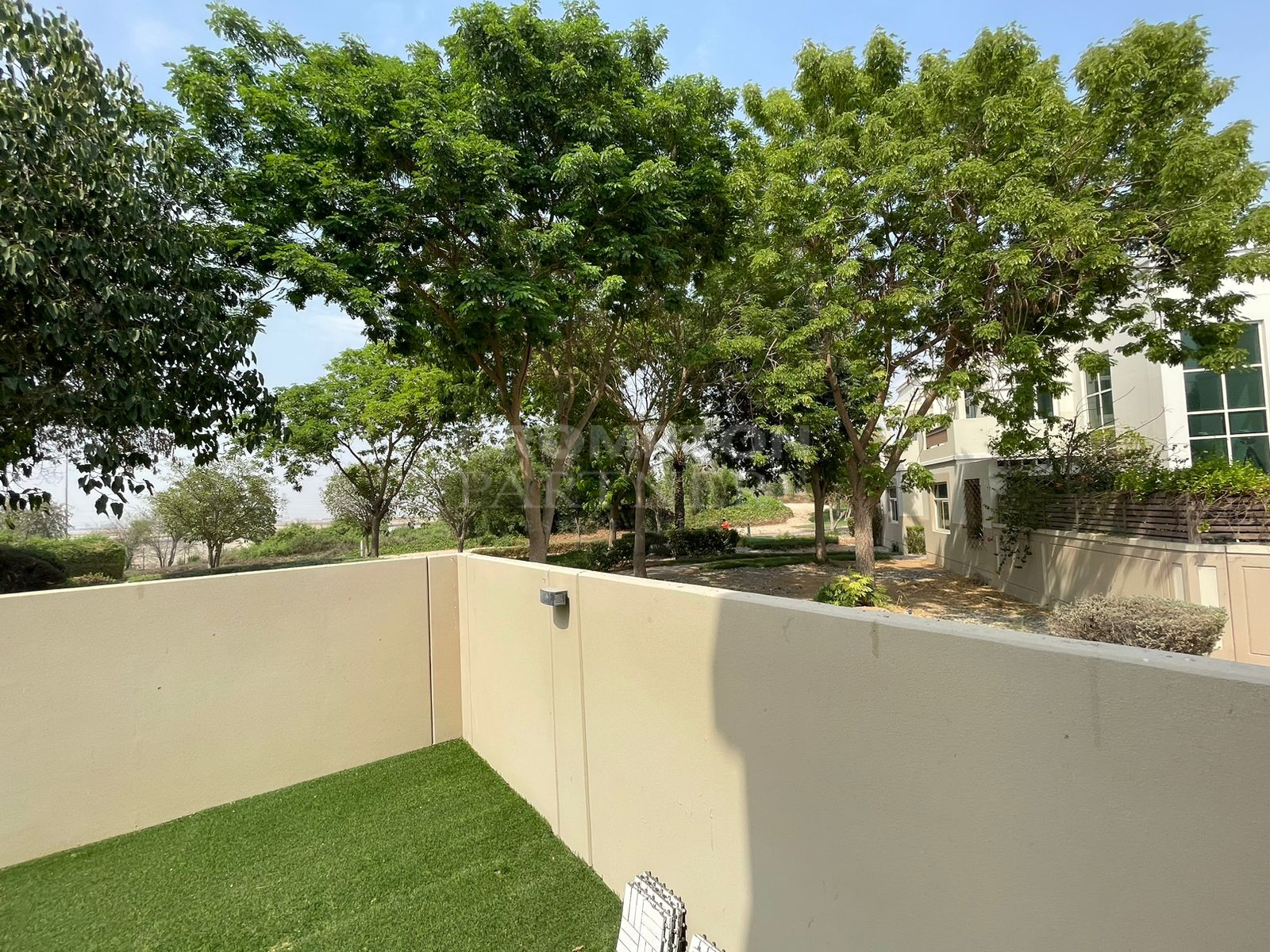 Single Row | Corner | Maids | Study | Vacant - Photo 3