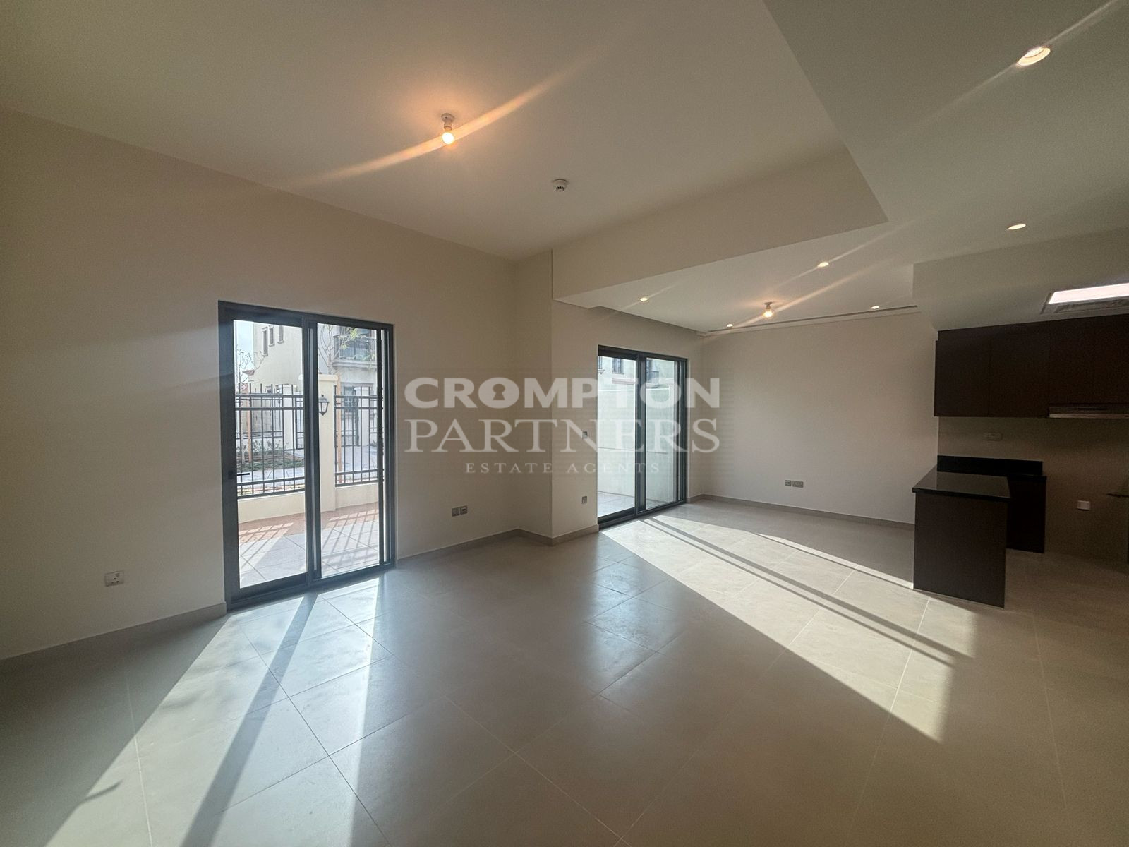 Garden View | Hot Deal | Premium Finish - Photo 2