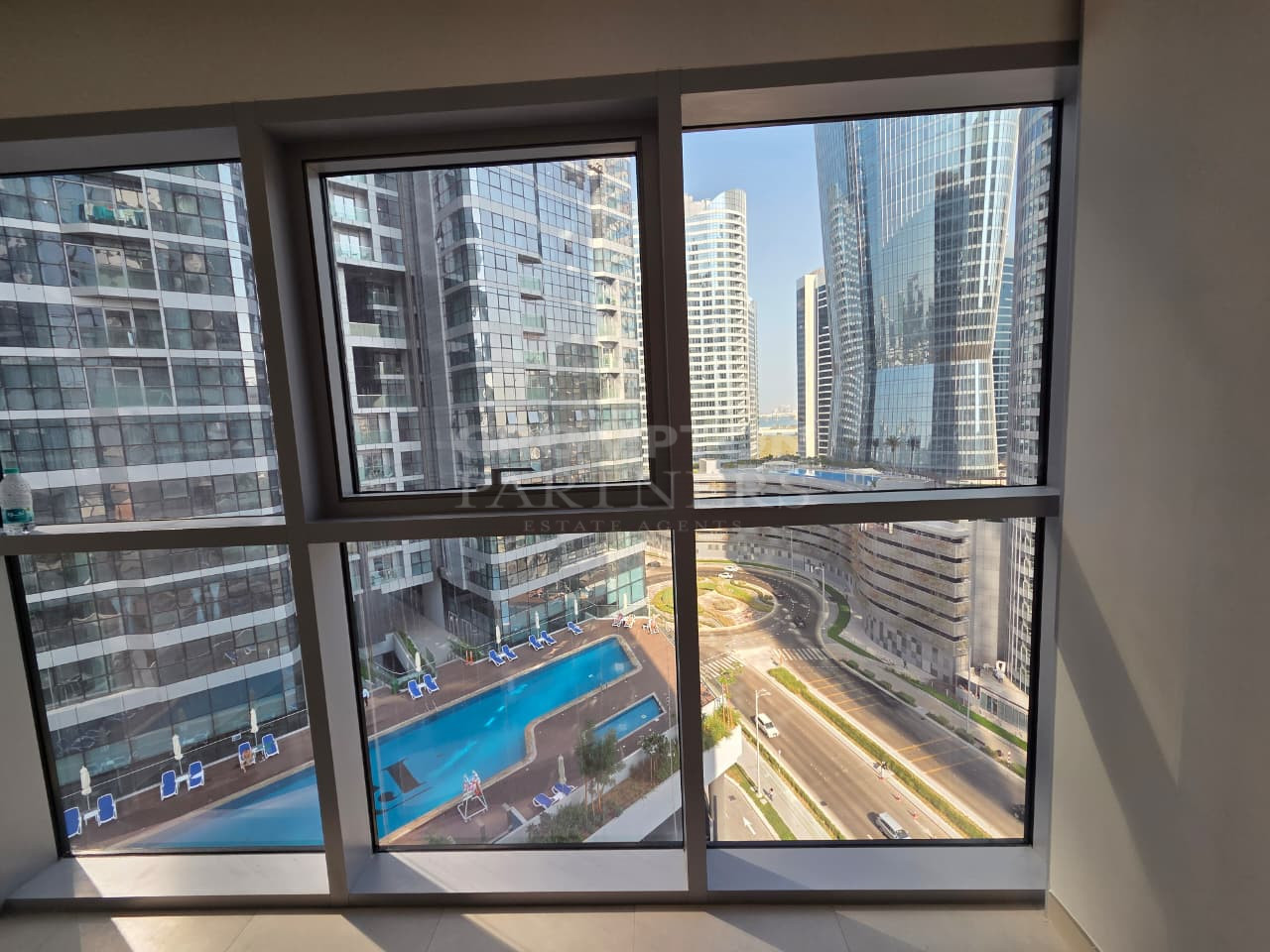 Brand New | Actual Photos | Luxurious Living - Photo 3