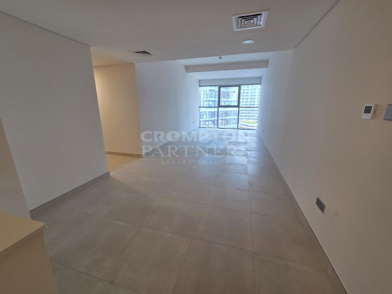 Brand New | Actual Photos | Luxurious Living - Photo 2