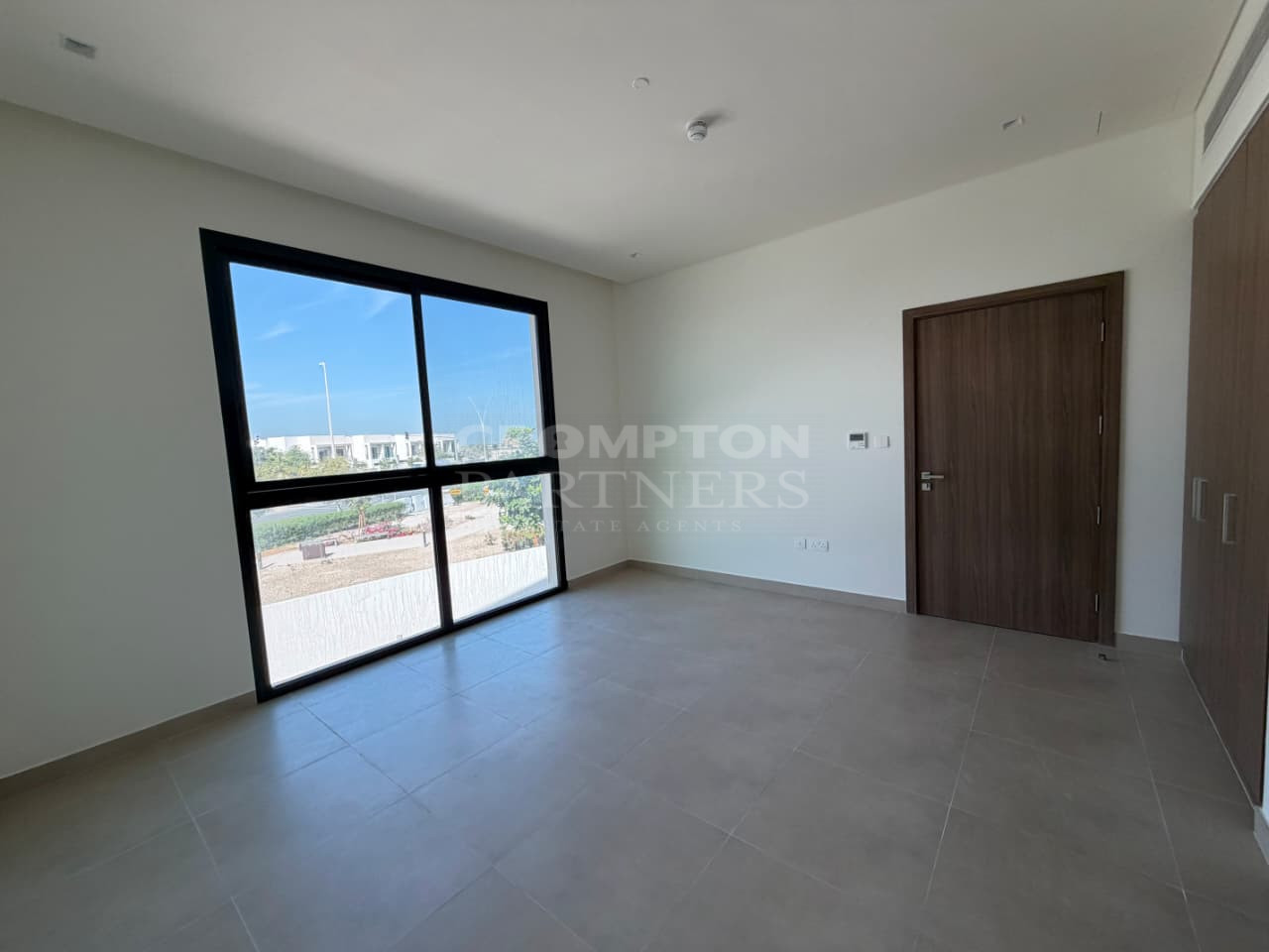 Biggest Plot | Single Row | Ready to Move - Photo 4