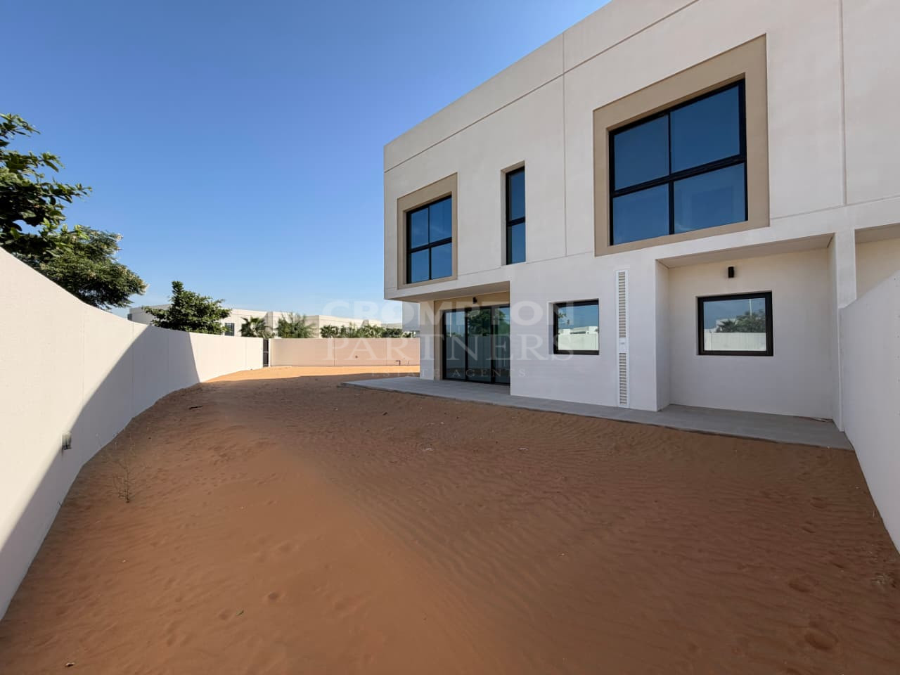 Biggest Plot | Single Row | Ready to Move