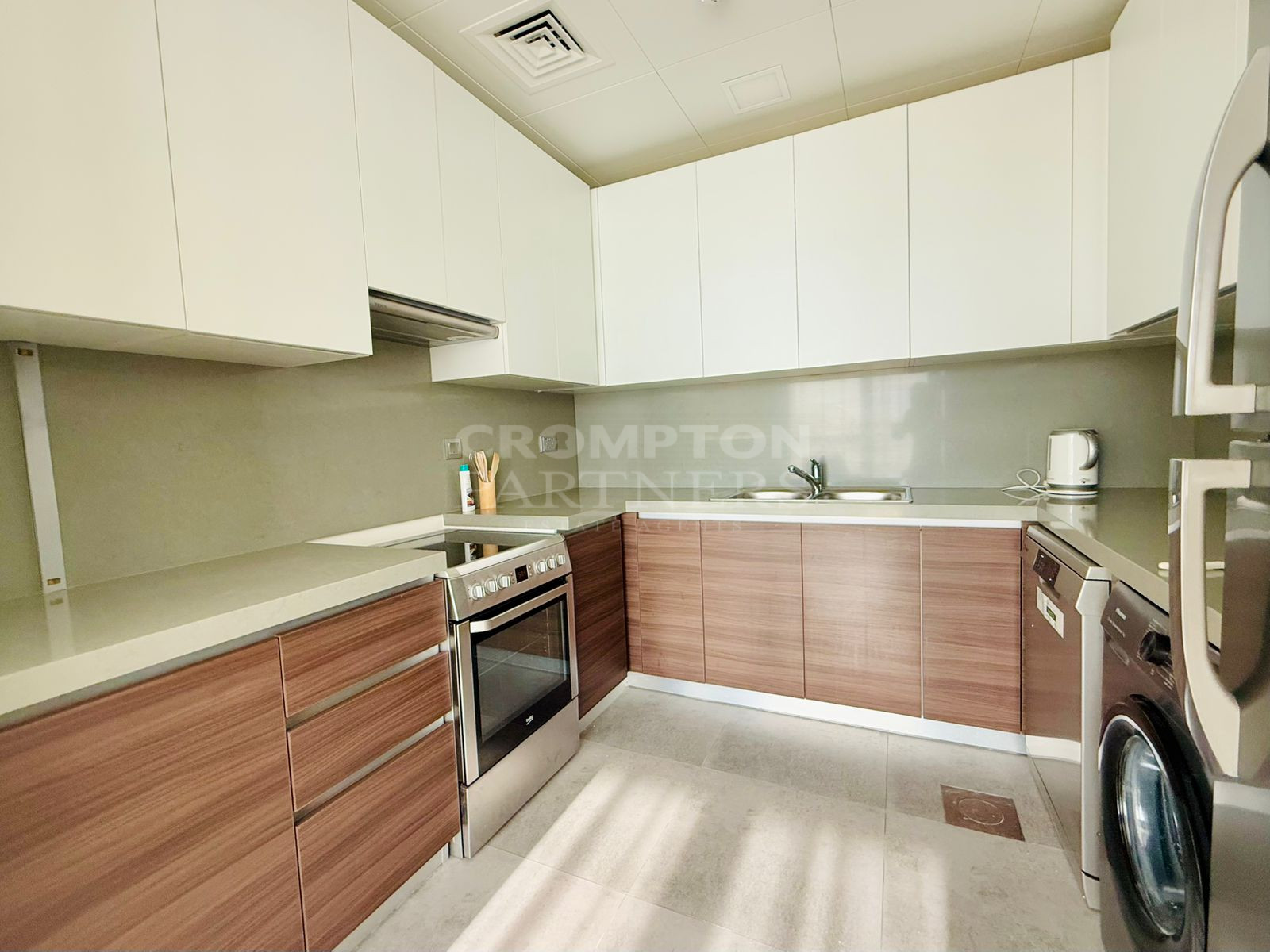 Exceptional | Prime Area | Close To Reem Mall - Photo 3