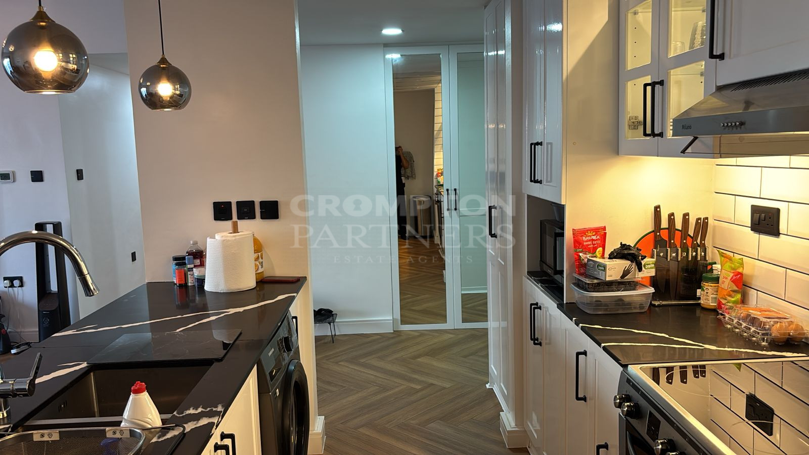 Fully renovated | Spacious | Mid-floor Unit