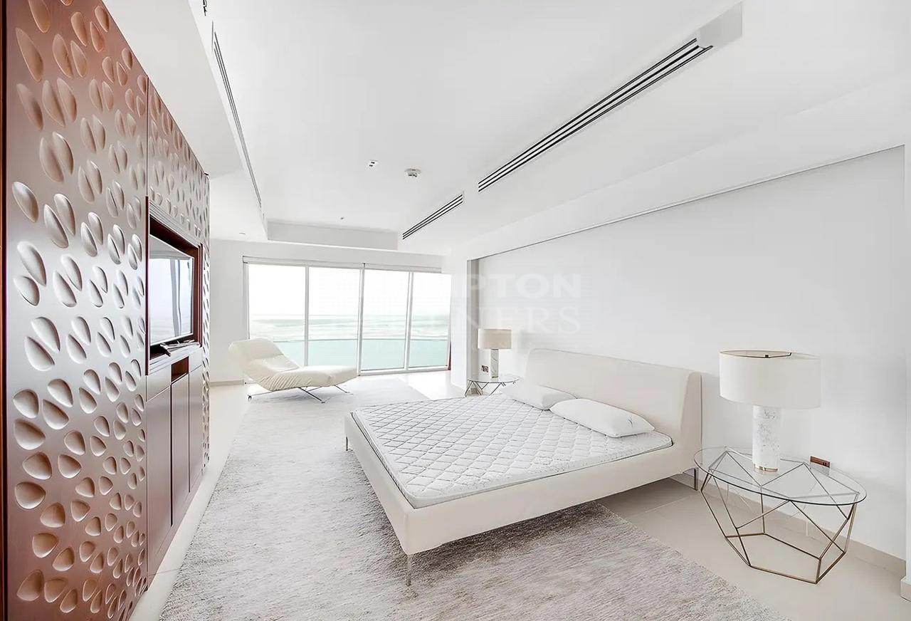 Elevated Elegance | Breathtaking 4BR Penthouse - Photo 4