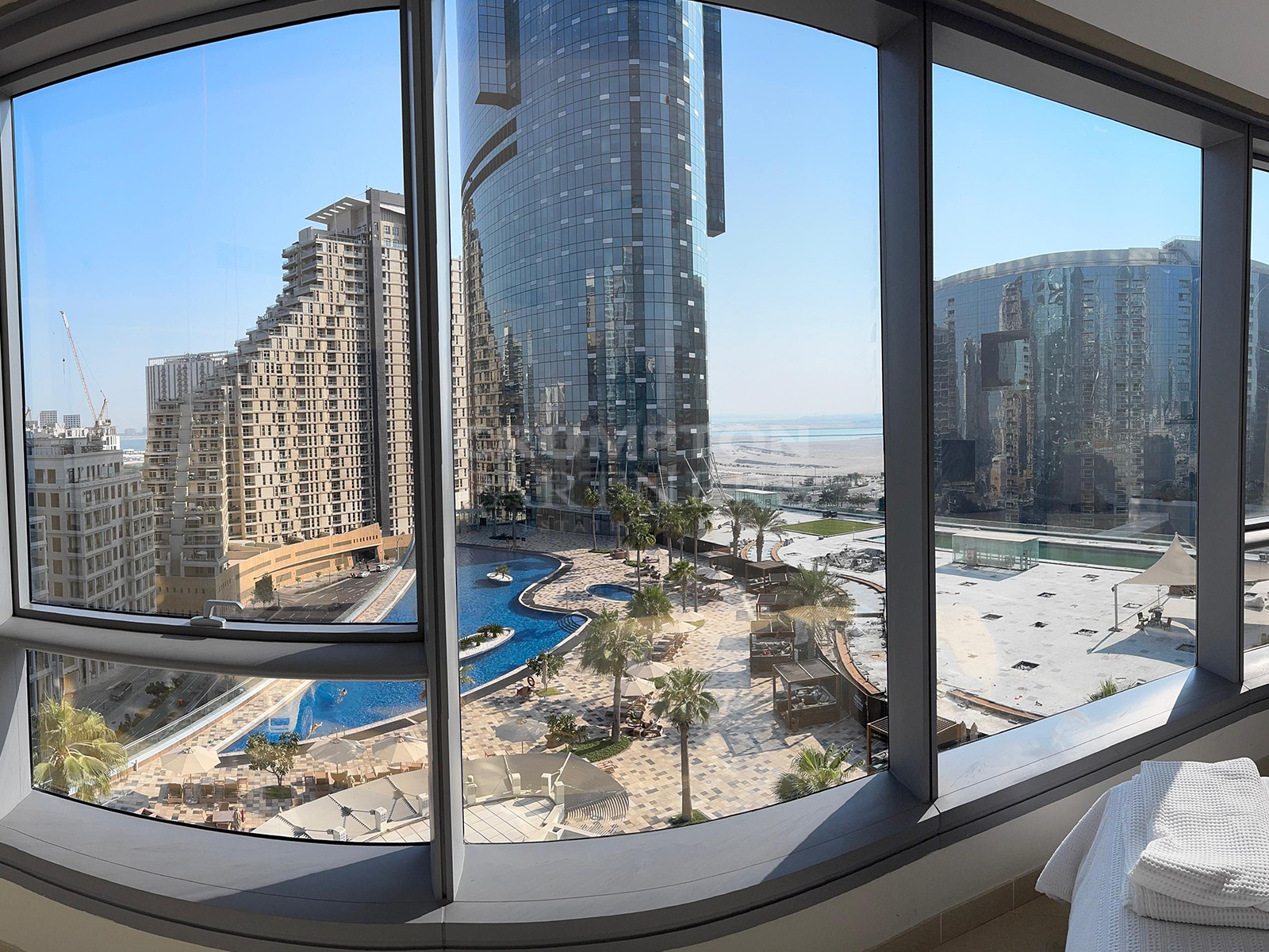 Pool View | Owner Occupied | Spacious Unit - Photo 2