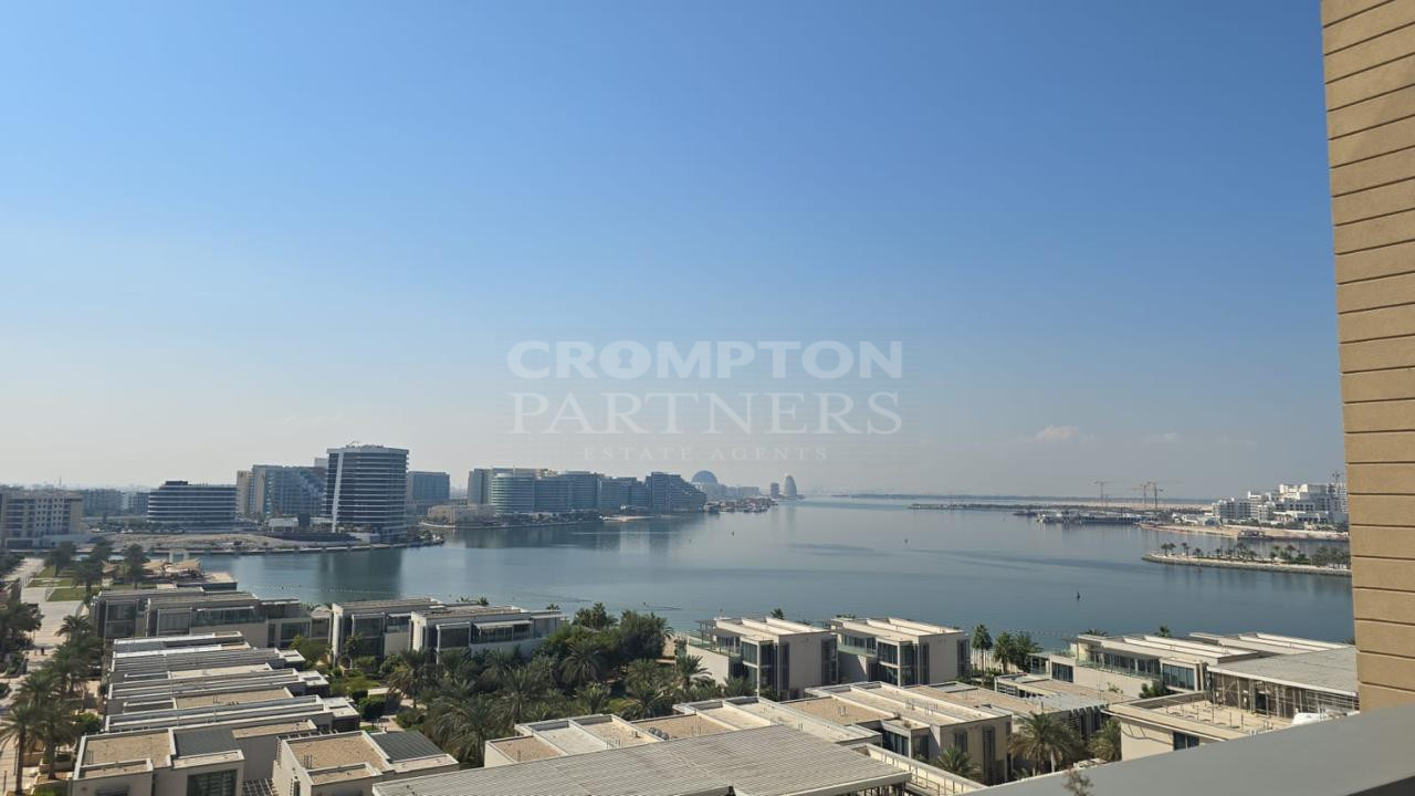 2BR Duplex | Sea View | Smart Home | Beach Access