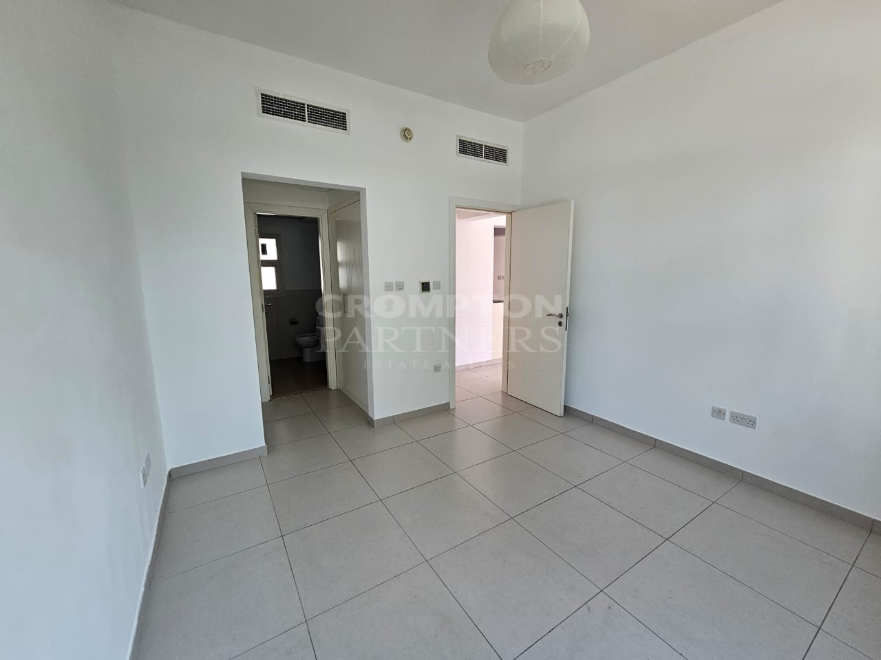 VACANT | WATERFALL | TERRACE APARTMENT | PHASE I - Photo 4