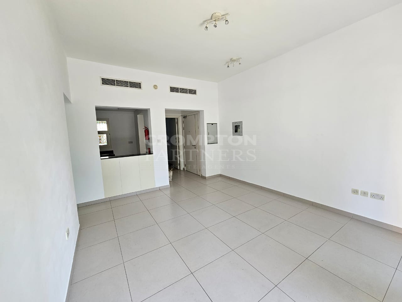 VACANT | WATERFALL | TERRACE APARTMENT | PHASE I - Photo 5