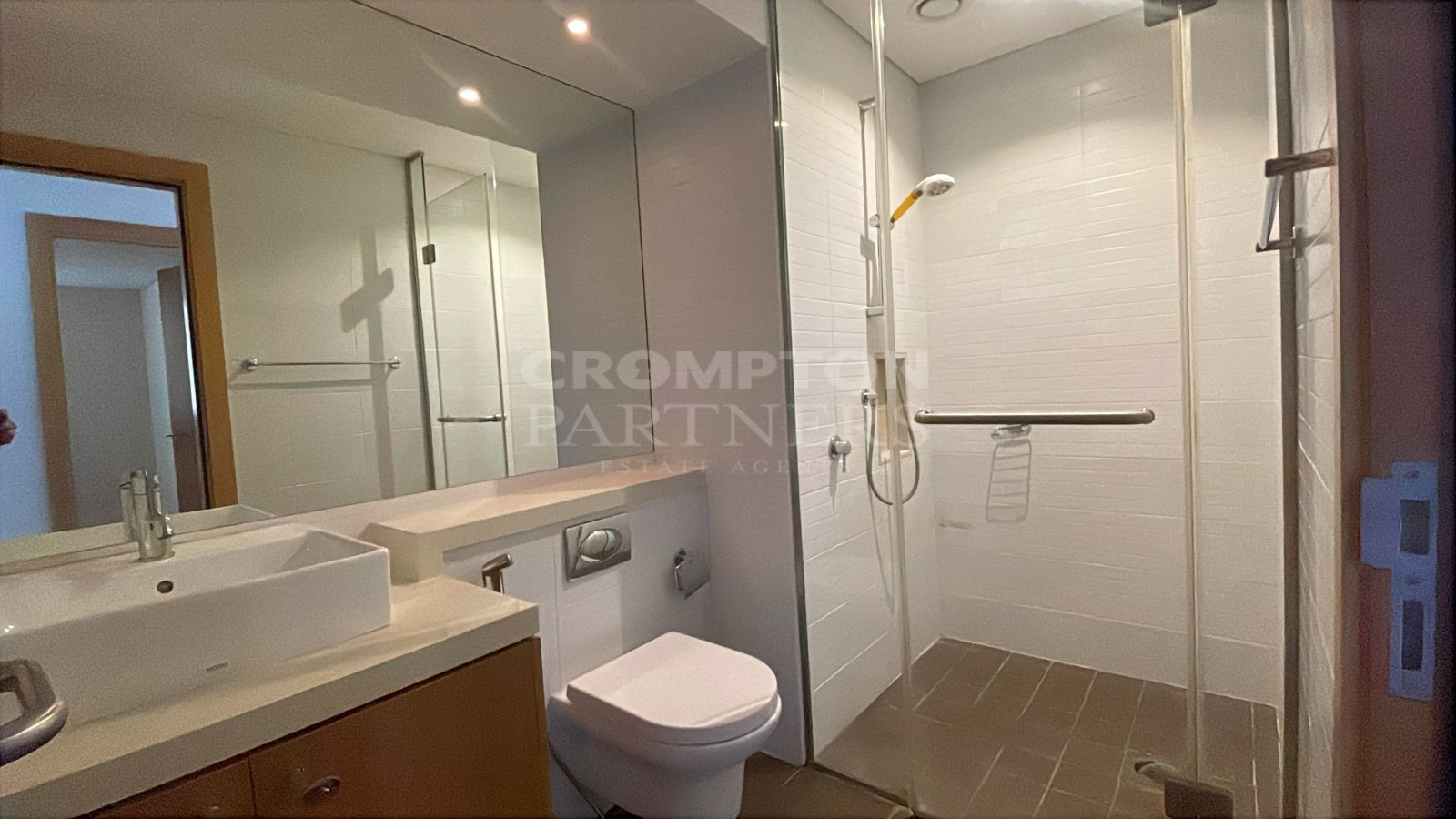 Full Sea View | Spacious | Beach Access - Photo 3