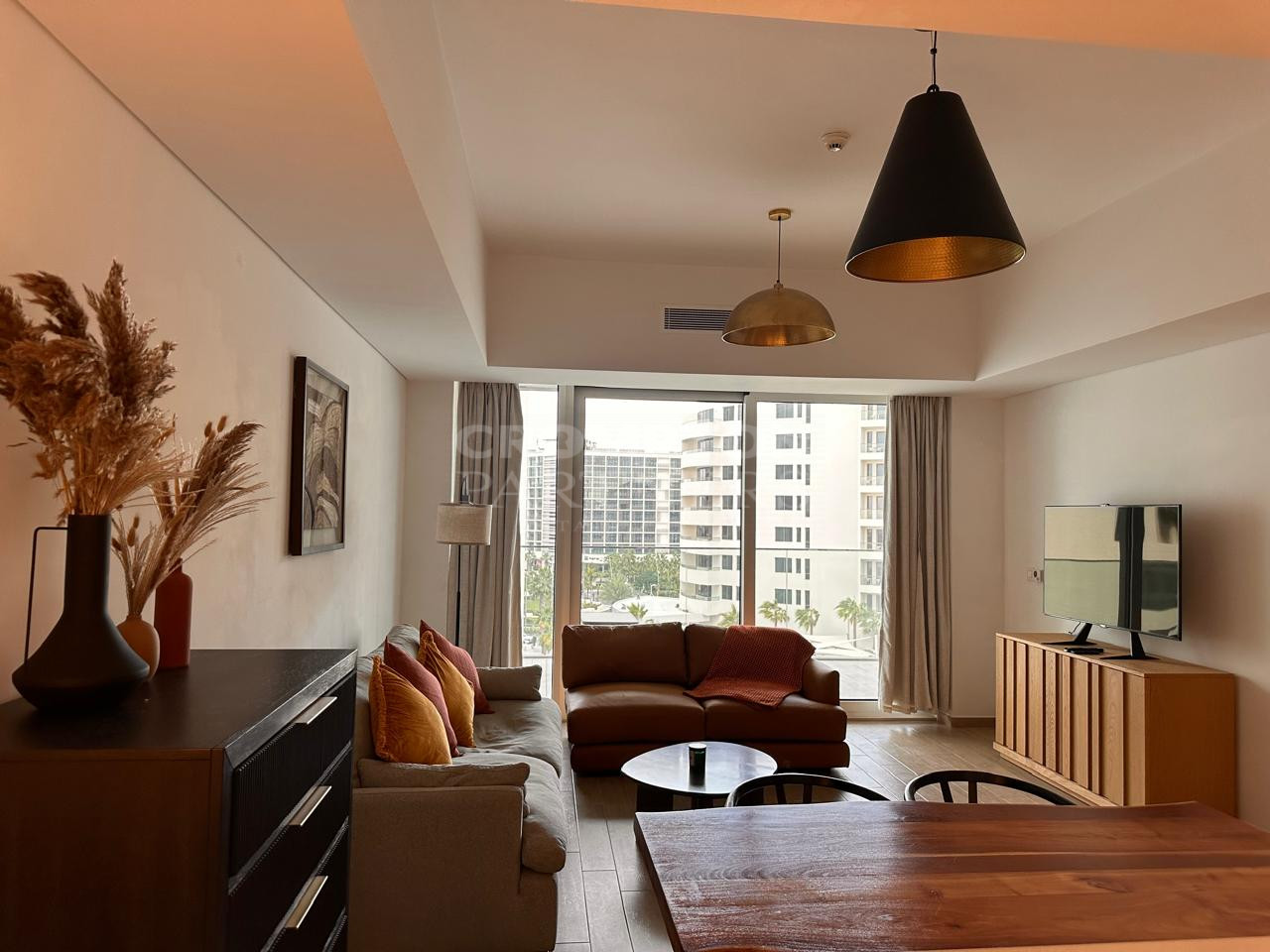 Furnished | Vacant | Beach Access |Prime Location