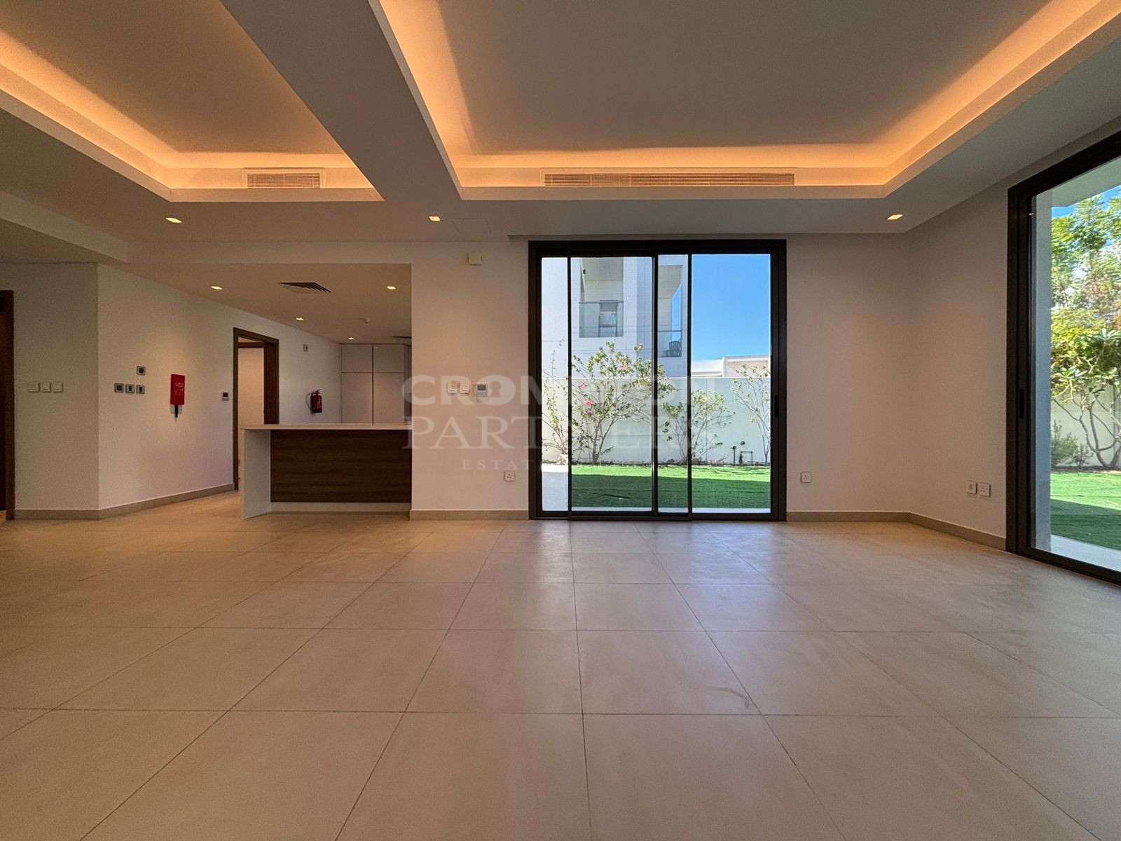 Luxurious | Vacant | Actual Unit Photos - Photo 3