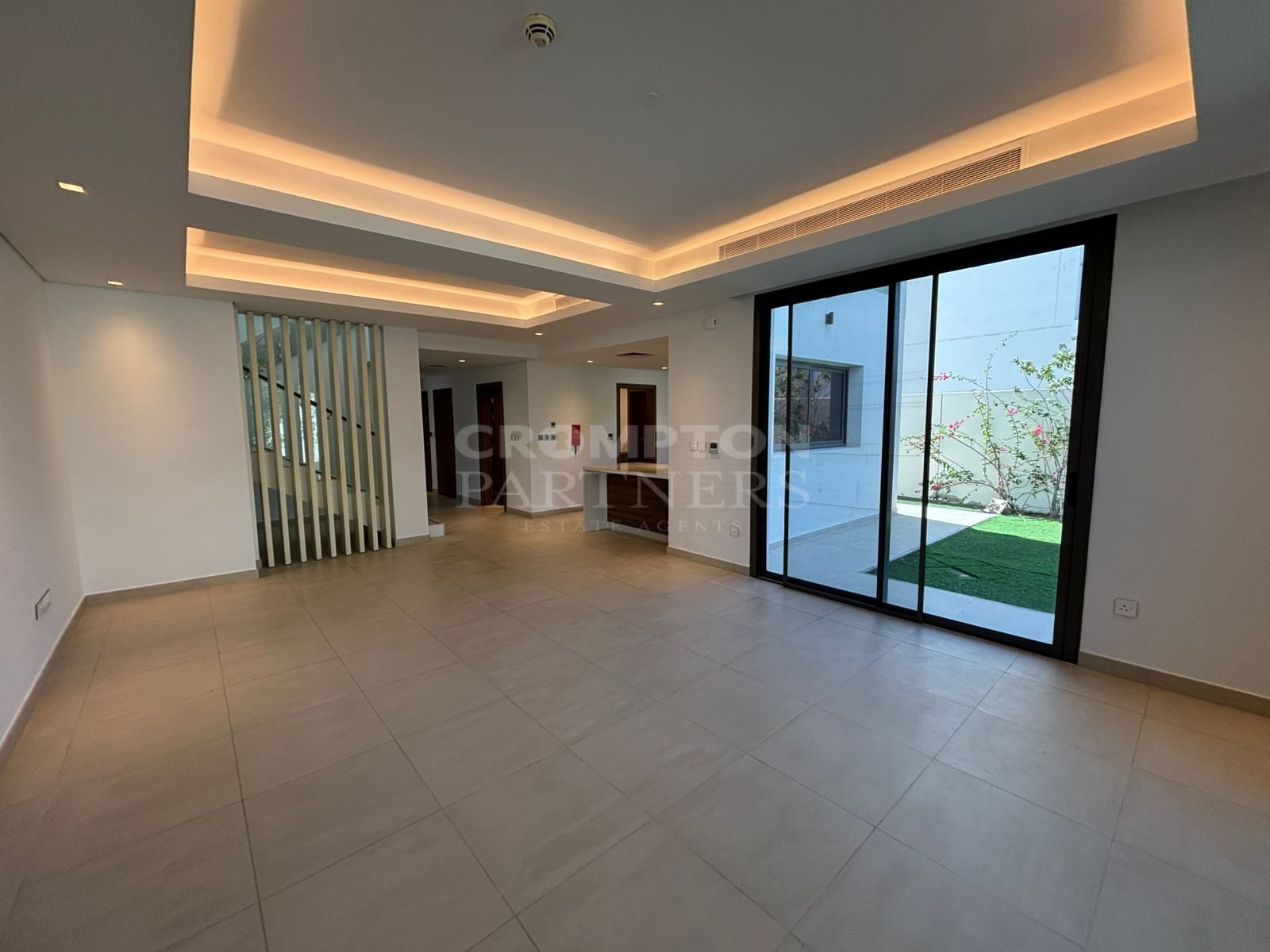 Luxurious | Vacant | Actual Unit Photos - Photo 2