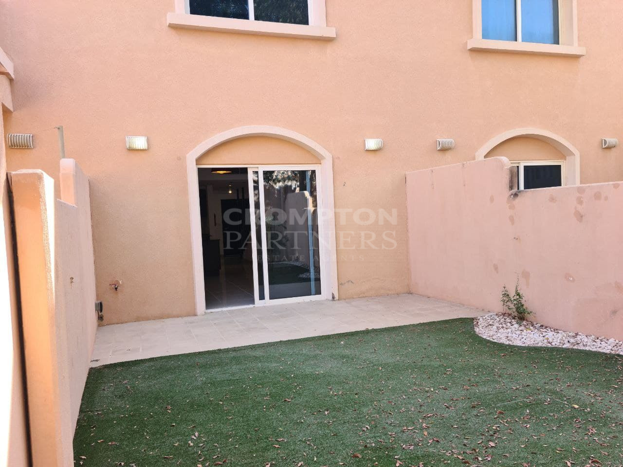 Single Row | Covered Parking | Classy Villa - Photo 5