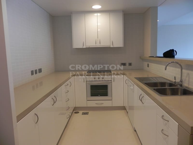 Canal + Sea View | Tenanted |Private Beach Access - Photo 4