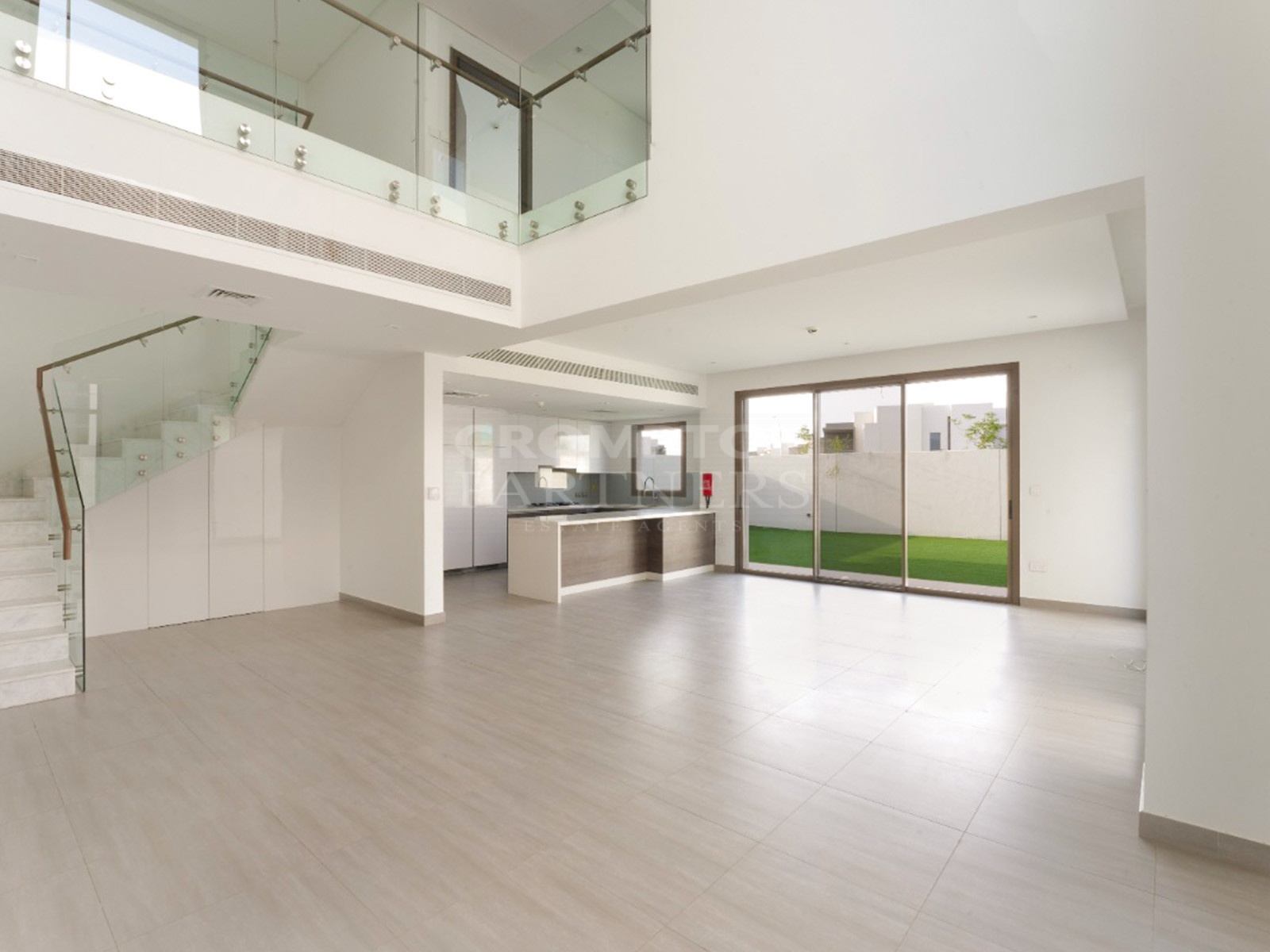 Corner 4BR | Semi-Furnished | Prime Location - Photo 3