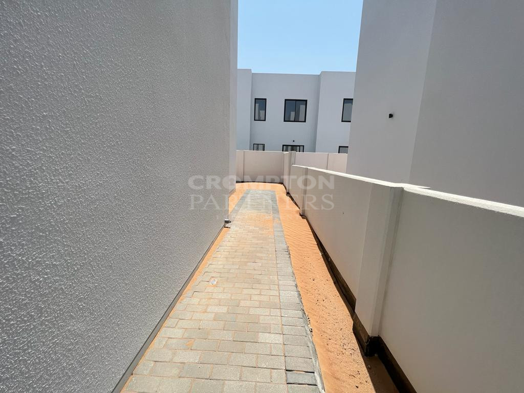 Ghadeer Phase 2 | Ground Floor | Huge Garden - Photo 5