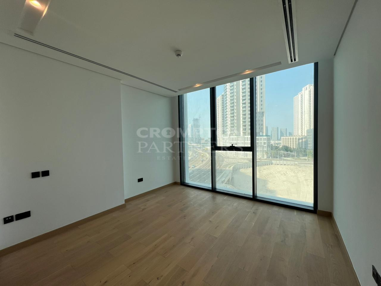 Prime Area | High End | Upcoming | Call Now - Photo 2