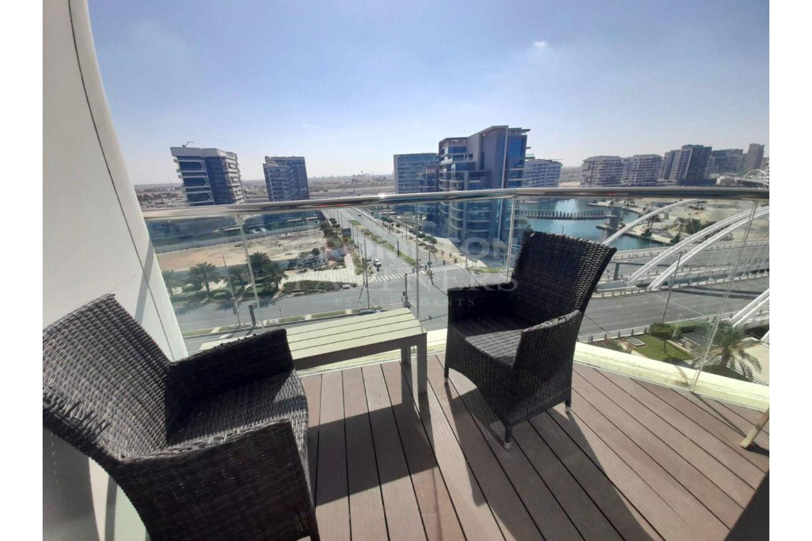 Tenanted | Investment unit | Canal/Back View