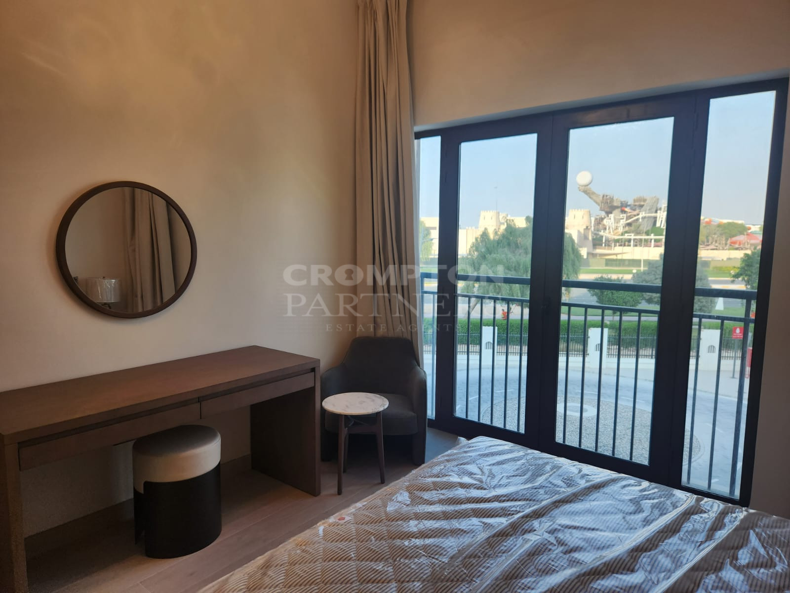 Furnished | Close to Ferrari World | Vacant - Photo 2