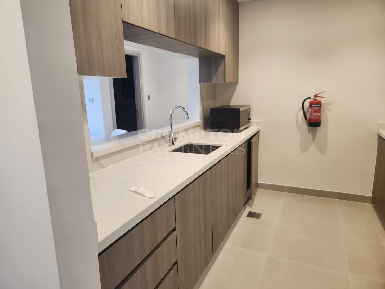 Furnished | Close to Ferrari World | Vacant - Photo 3