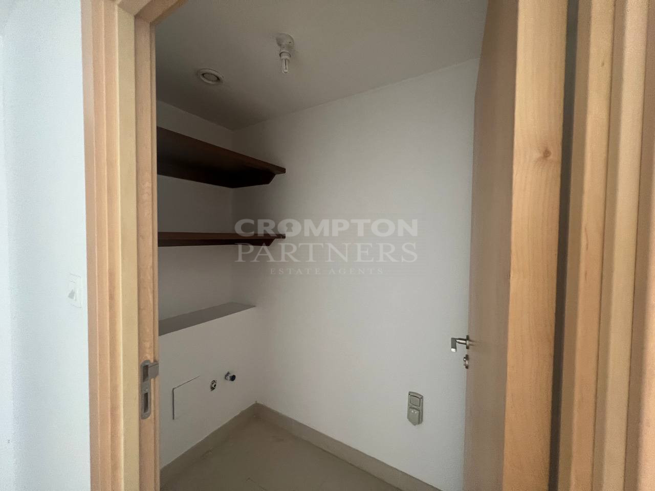 Bright Modern 2BR Apt | Tenanted | Beach Access - Photo 4