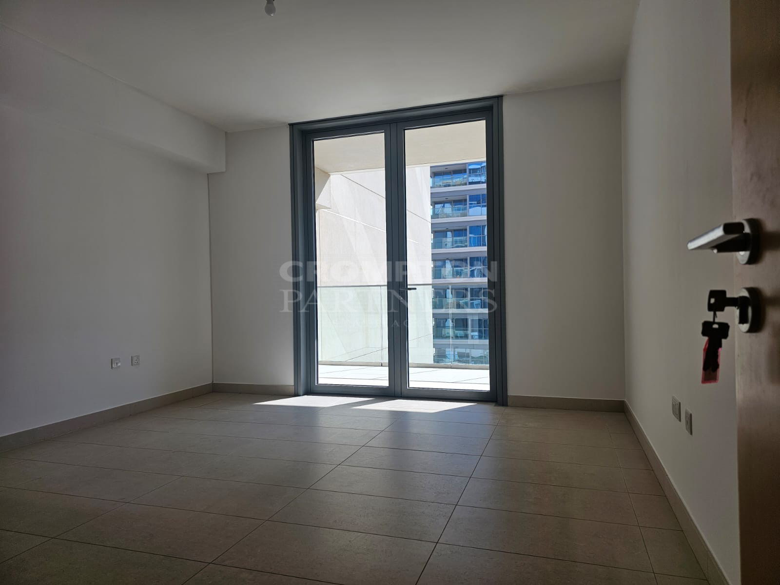 Bright Modern 2BR Apt | Tenanted | Beach Access - Photo 5