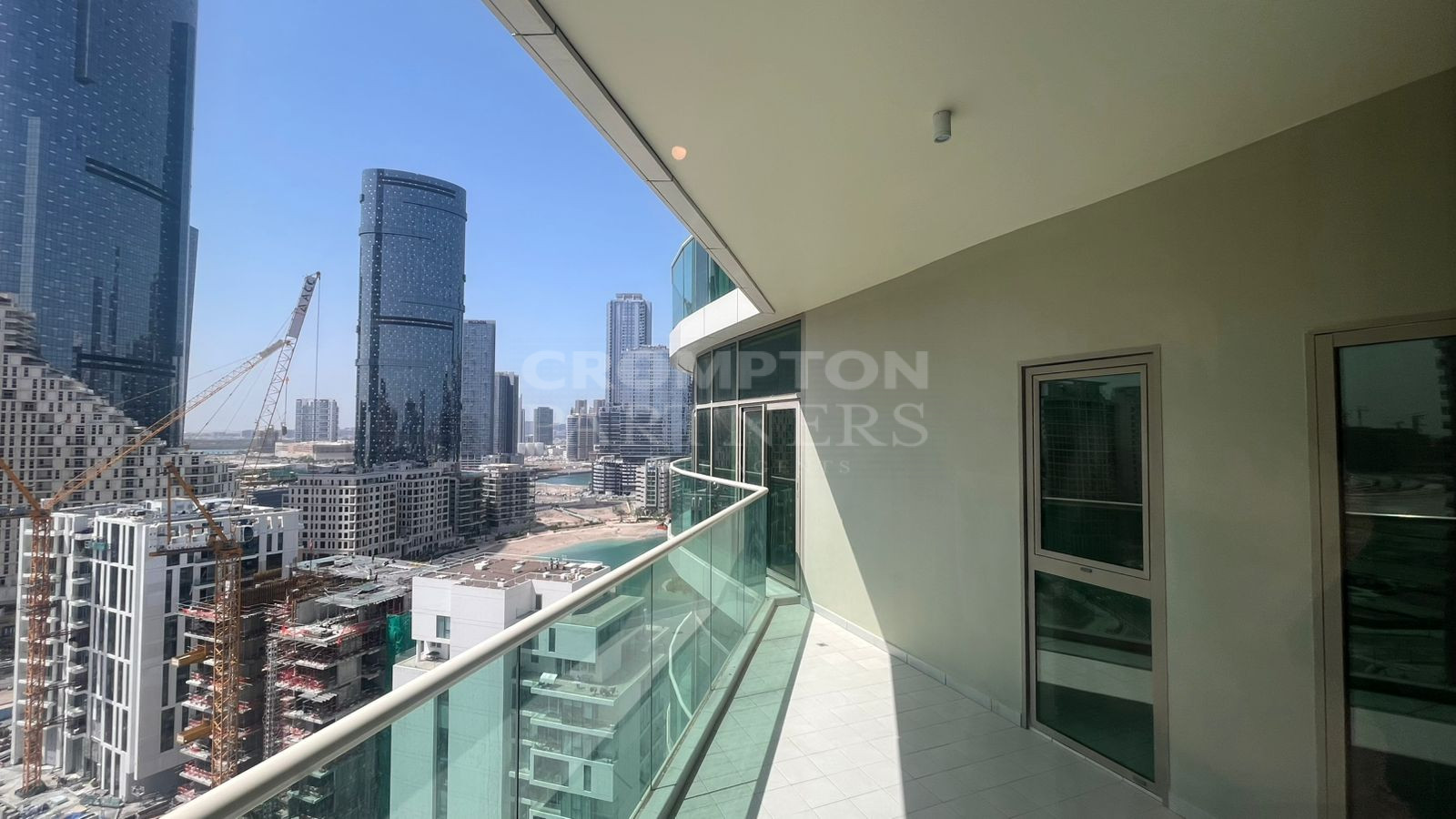 Sea View | Balcony | White Goods | Maidsroom - Photo 2