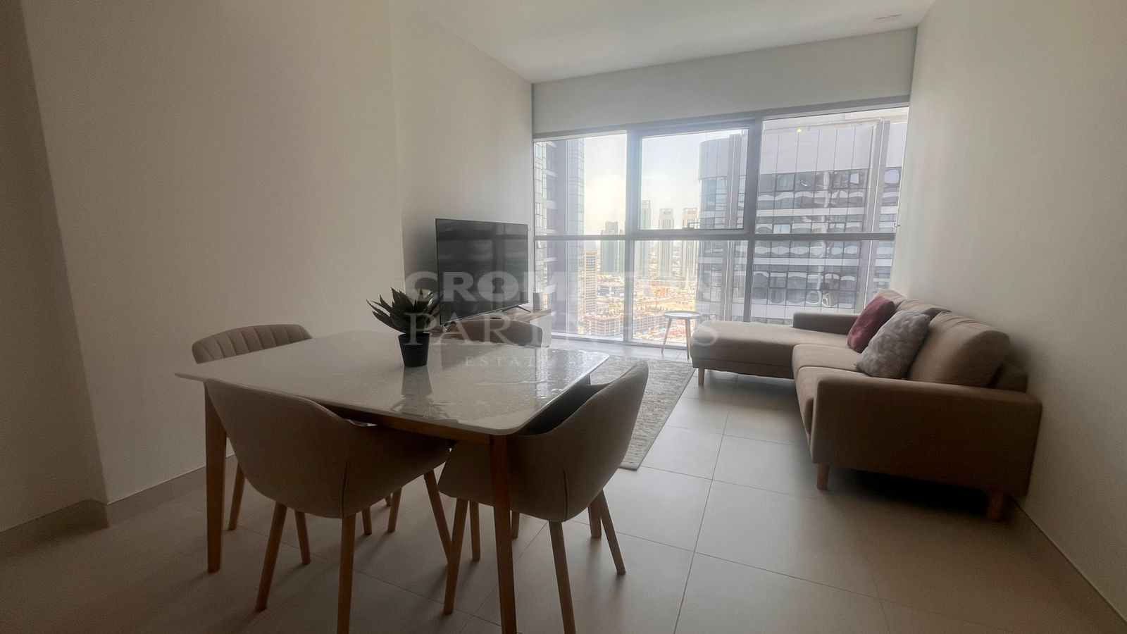 Furnished | Ready To Move In | Prime Location - Photo 2