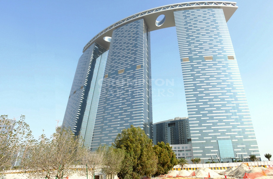 Cozy 1BR Apartment | Amazing View | Tenanted |