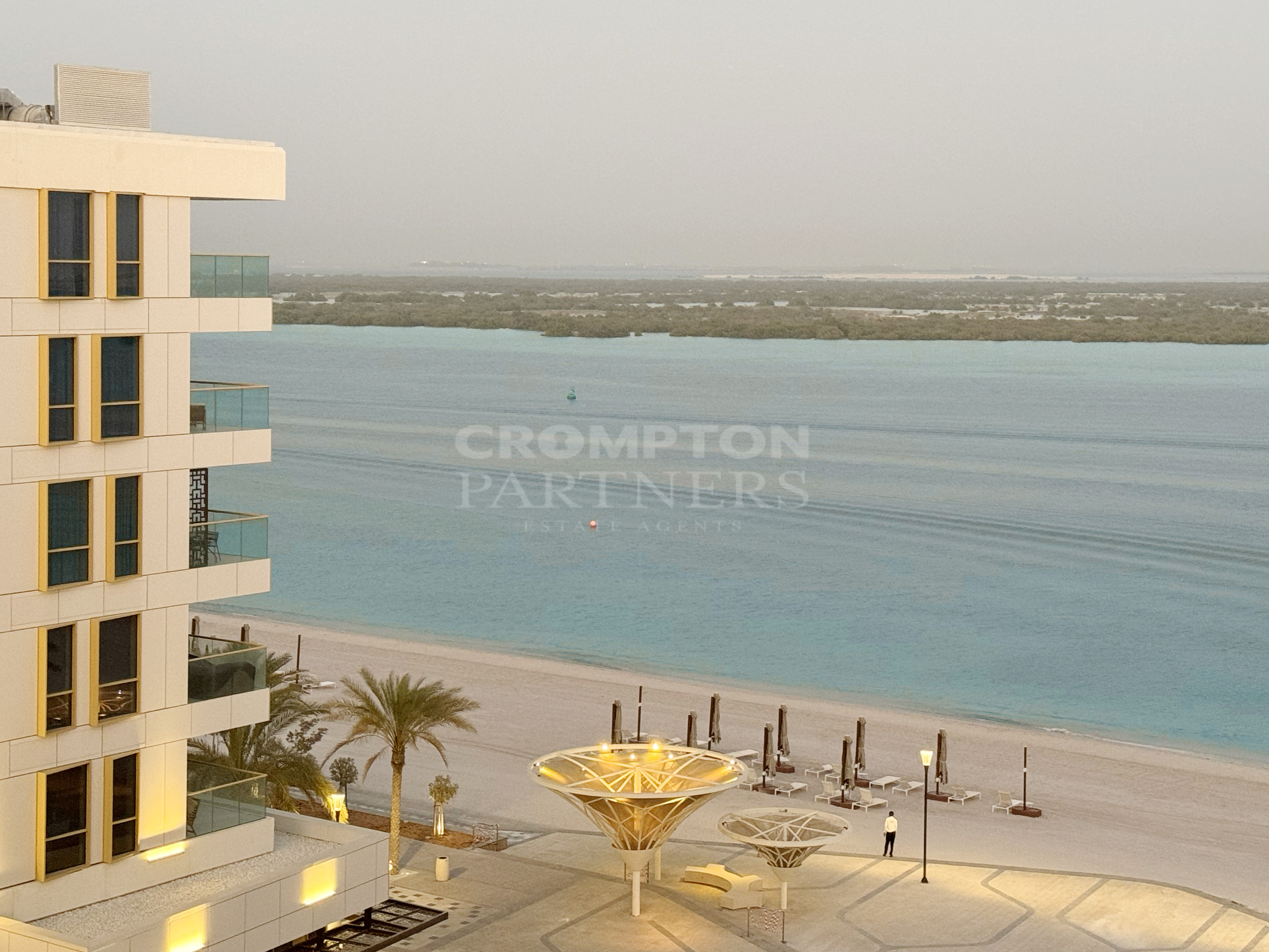 Sea View | Spacious | Vacant | Beach Access