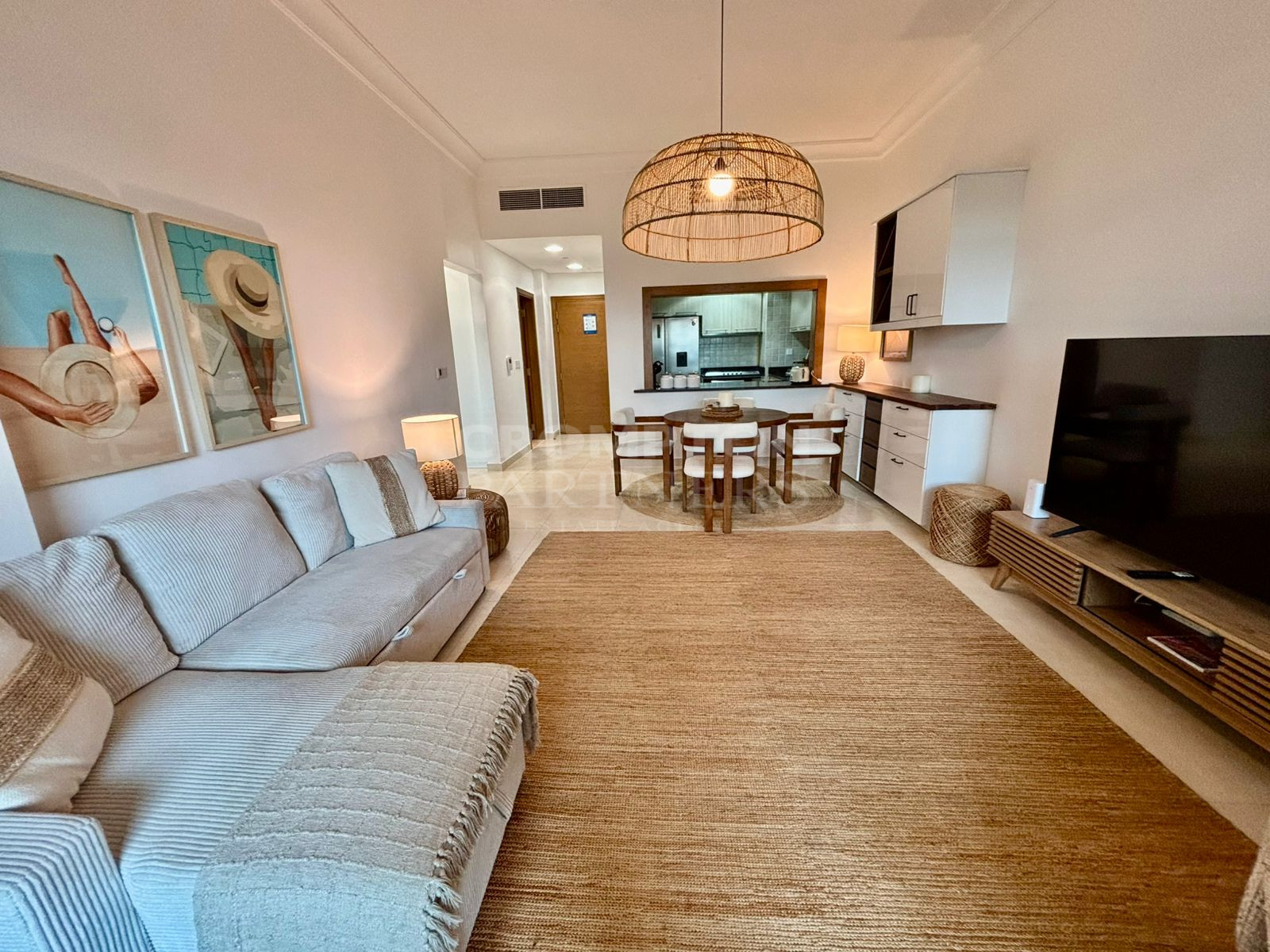 Fully Furnished | Podium Level | Sea View - Photo 4