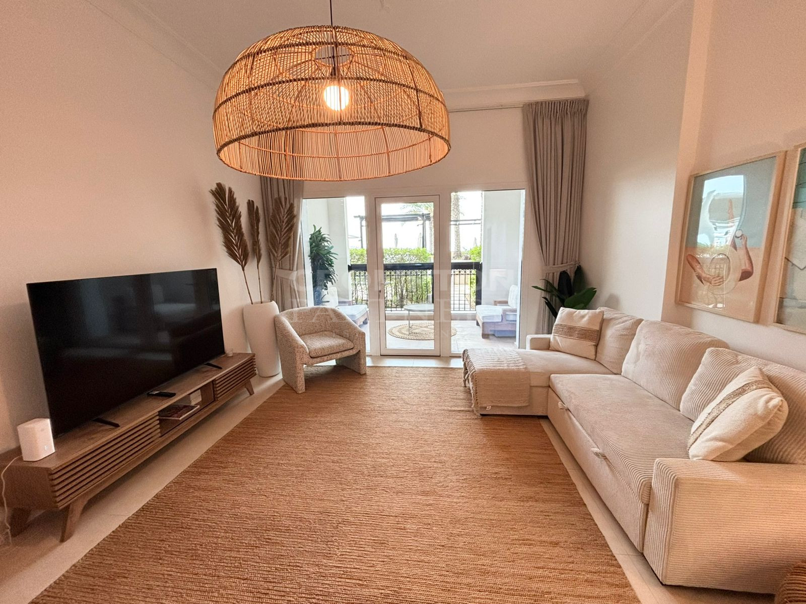 Fully Furnished | Podium Level | Sea View - Photo 5