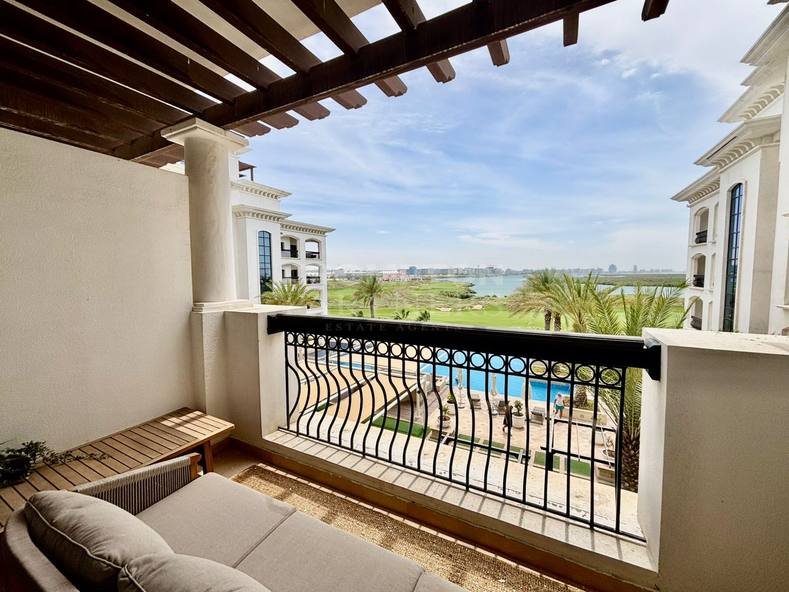 Fully Furnished | Sea View | Vacant and Ready - Photo 3