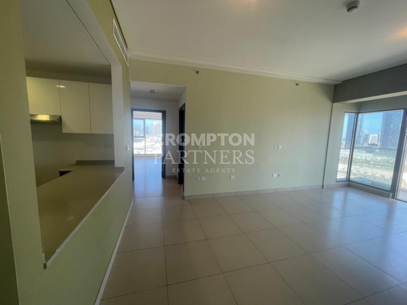 Open Kitchen | Splendid Views | Great Location - Photo 5