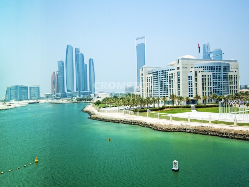 Ready To Move In | Water Views | Inquire Now - Photo 2